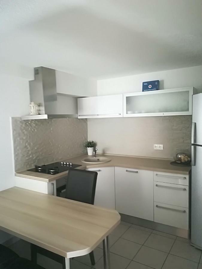 Baska Voda - Apartmani Vesna Exterior foto